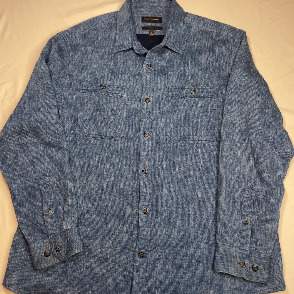 Banana Republic Men’s XL Blue Linen Button-Up Shirt Long Sleeve Casual